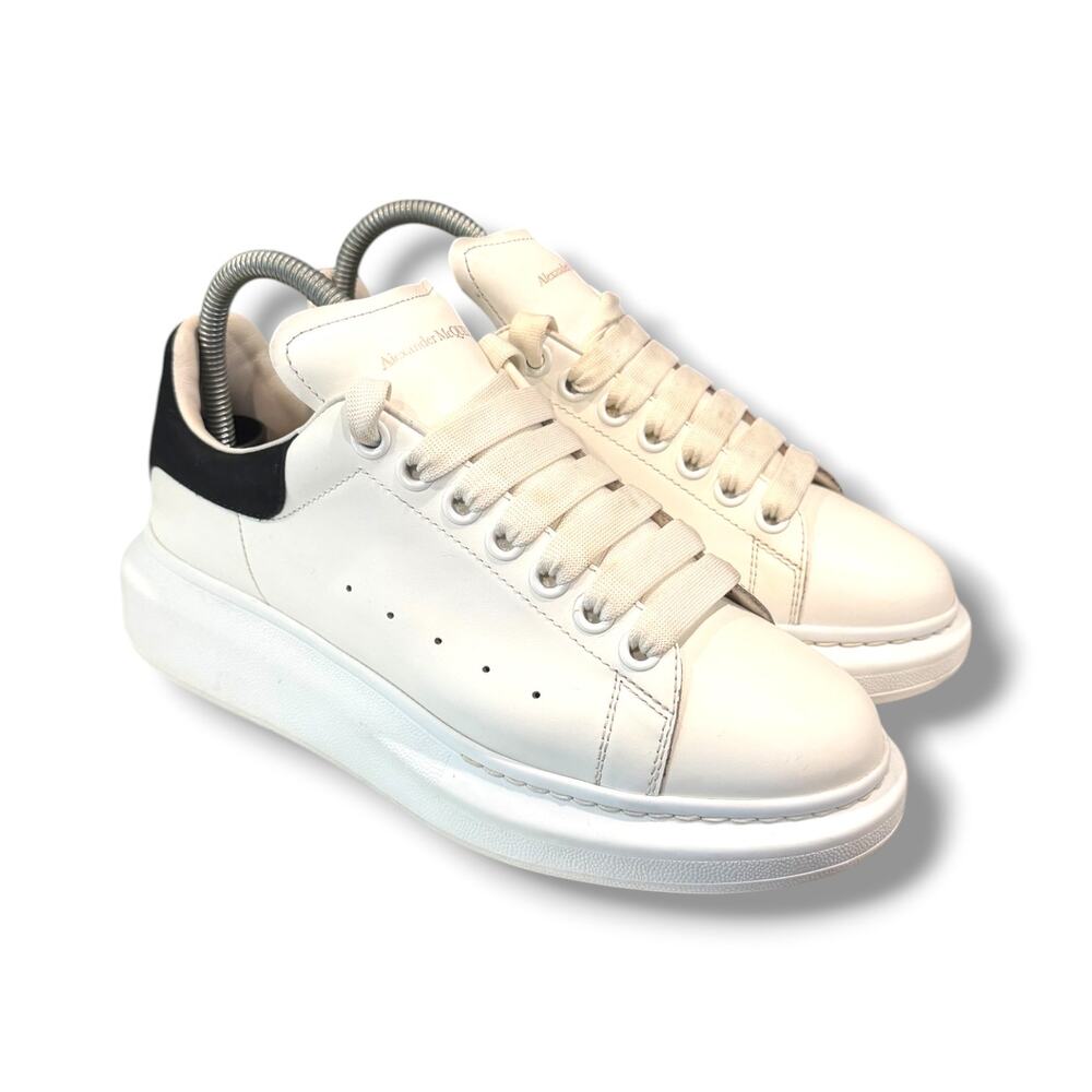 Alexander McQueen Oversized Sneaker ‘Black White’ | Size 39.5EU(9.5US W)